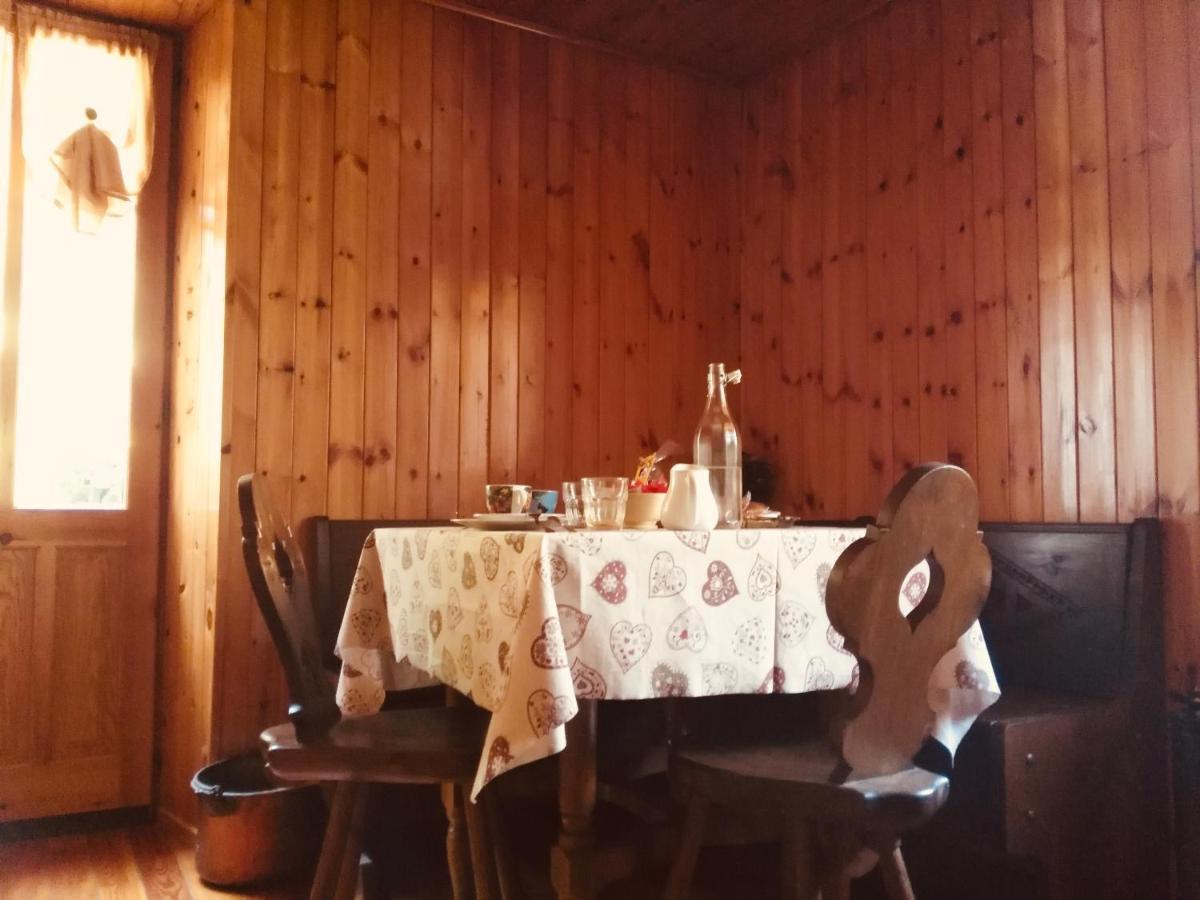 Lillianes B&B Maison Vallomy المظهر الخارجي الصورة