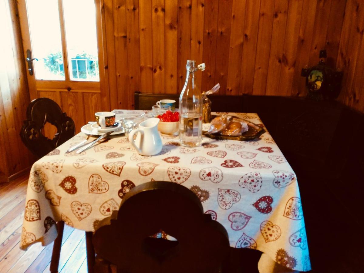Lillianes B&B Maison Vallomy المظهر الخارجي الصورة