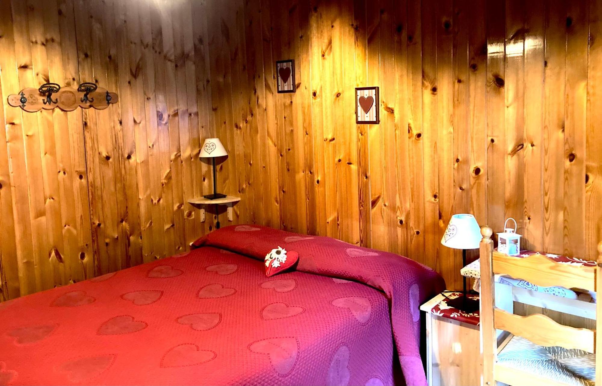 Lillianes B&B Maison Vallomy المظهر الخارجي الصورة